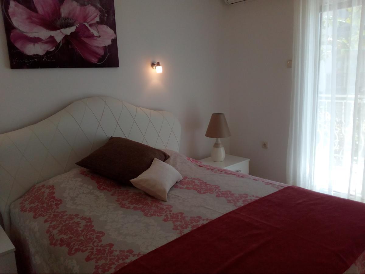 Apartments Slavica Jovanovic Sveti Stefan Exterior foto